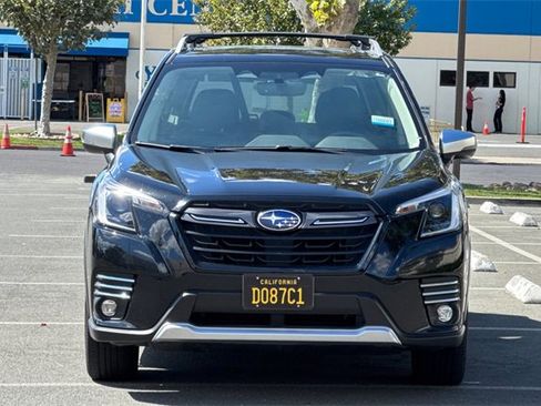 Used 2022 Subaru Forester Touring w/ Popular Package #3 image 9