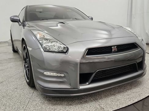 Used 2012 Nissan GT-R Black Edition AWD/4WD image 13