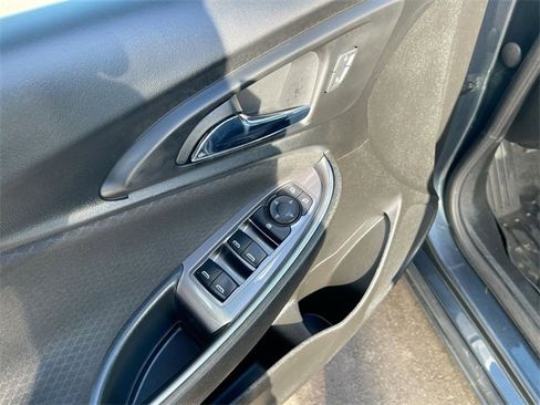 Certified 2021 Chevrolet Malibu LT image 23