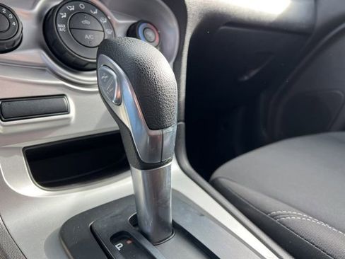 Used 2017 Ford Fiesta SE image 20
