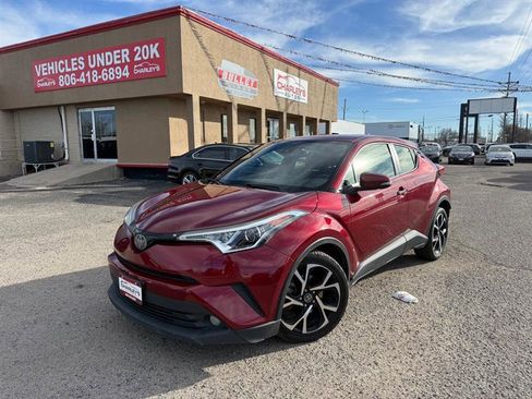 Used 2018 Toyota C-HR XLE image 1