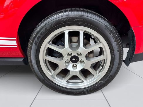 Used 2007 Ford Mustang Shelby GT500 RWD image 9
