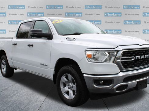 Used 2023 RAM 1500 Big Horn AWD/4WD image 3