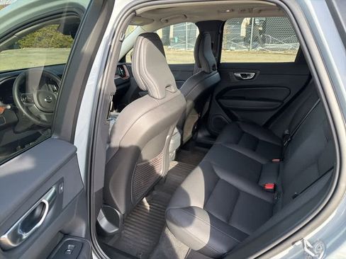 Used 2024 Volvo XC60 B5 Plus w/ Protection Package Premier image 13