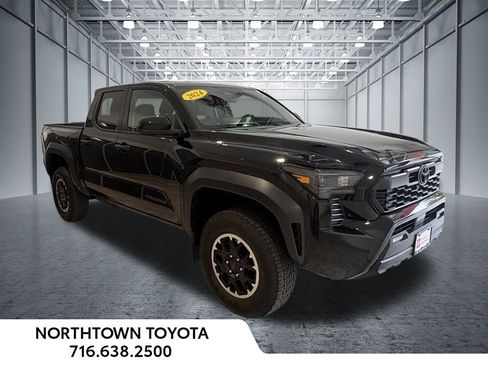 Used 2024 Toyota Tacoma TRD Off-Road AWD/4WD image 1