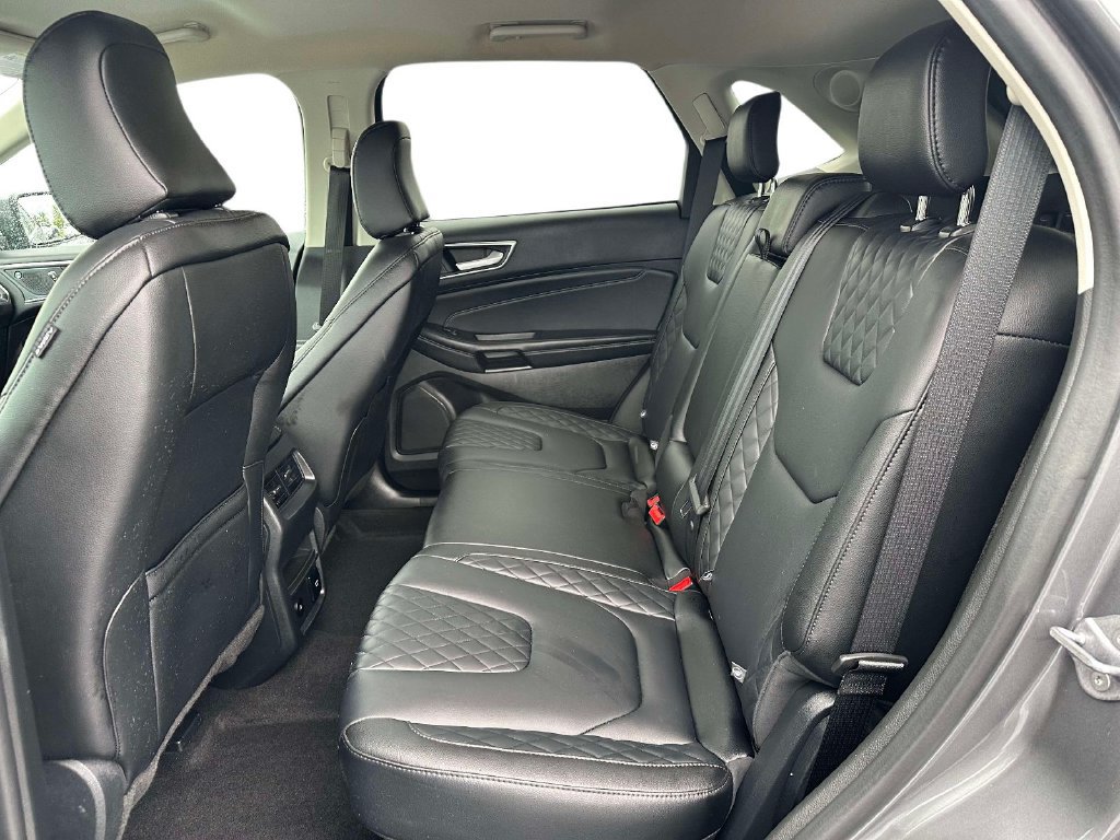Certified 2024 Ford Edge Titanium AWD/4WD image 12