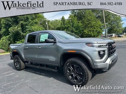 New 2025 GMC Canyon Elevation w/ Convenience Package