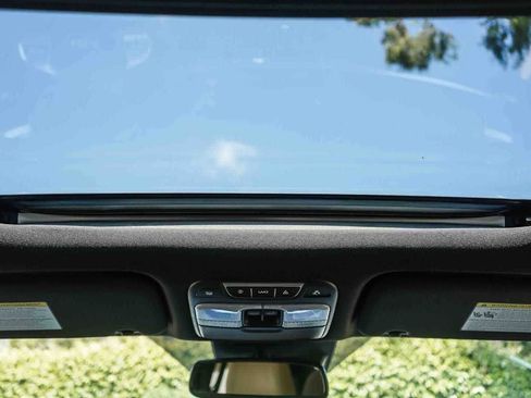 Used 2022 Kia Telluride SX w/ Nightfall Edition Package AWD/4WD image 16