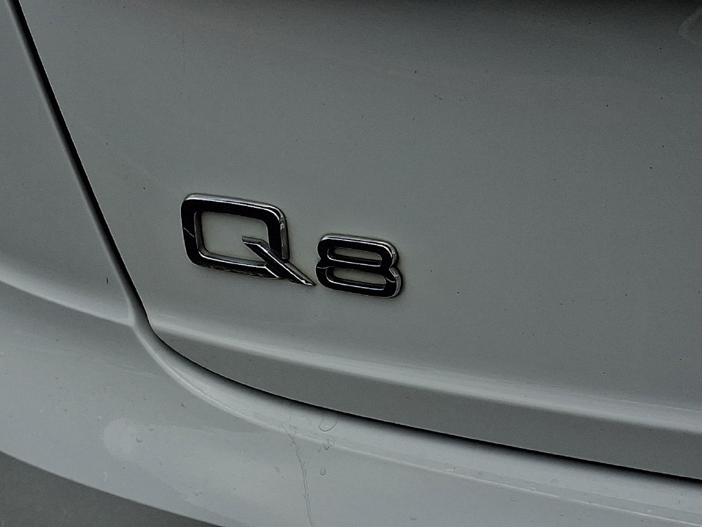 Used 2019 Audi Q8 Premium Plus w/ Premium Plus AWD/4WD image 30
