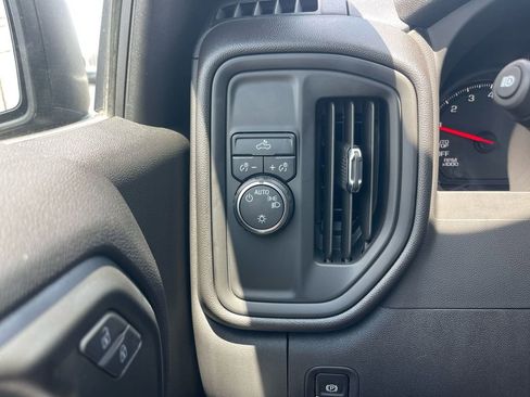 Used 2024 Chevrolet Silverado 1500 Custom image 20