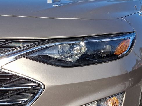 Used 2025 Chevrolet Malibu LT image 10