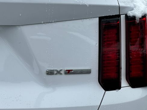 Used 2021 Kia Sorento EX image 48