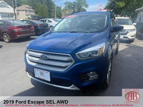 Used 2019 Ford Escape SEL AWD/4WD image 3