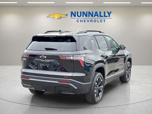 New 2026 Chevrolet Equinox RS w/ Convenience Package III FWD image 5