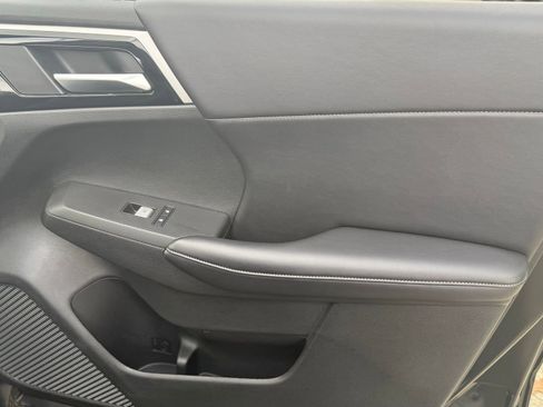 Used 2024 Mitsubishi Outlander SE AWD/4WD image 21