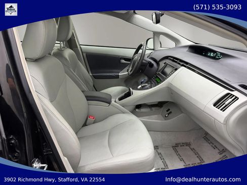 Used 2010 Toyota Prius Five FWD image 16