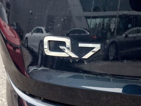 Used 2024 Audi Q7 2.0T Premium image 31
