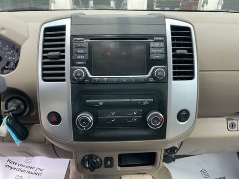 Used 2017 Nissan Frontier SV AWD/4WD image 13