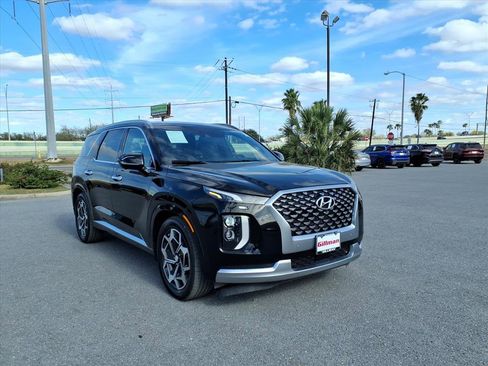 Used 2021 Hyundai Palisade Calligraphy image 2