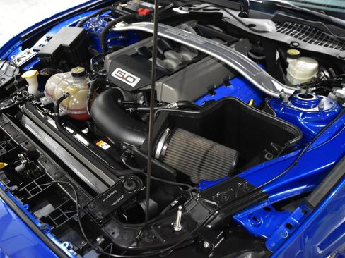 Used 2017 Ford Mustang GT w/ GT Performance Package RWD image 33
