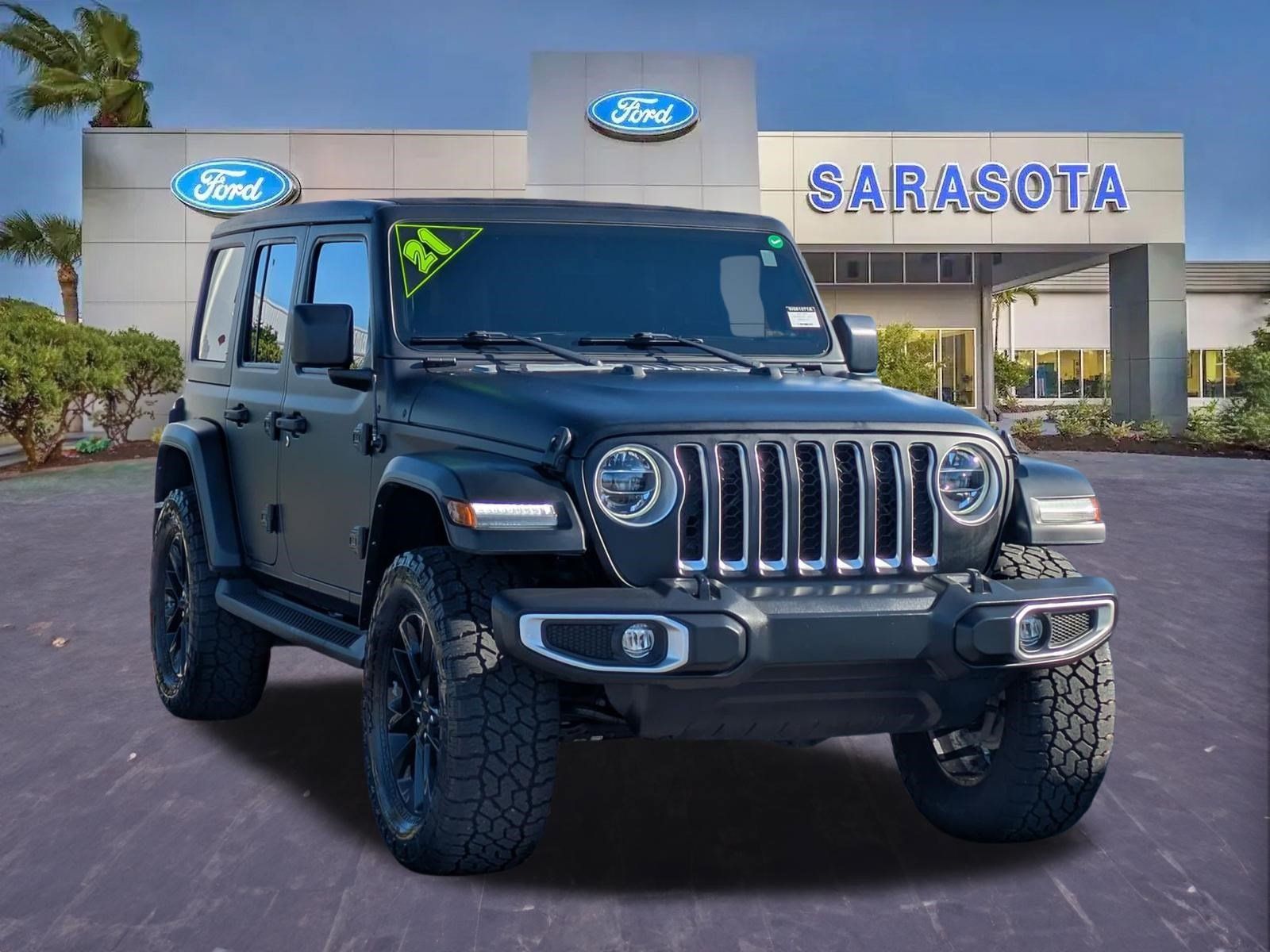 Used 2021 Jeep Wrangler Unlimited Sahara AWD/4WD image 1
