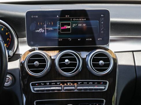 Used 2019 Mercedes-Benz C 300 Sedan image 19