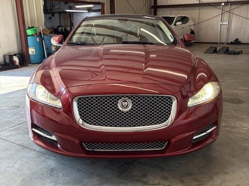 Used 2011 Jaguar XJ RWD image 6