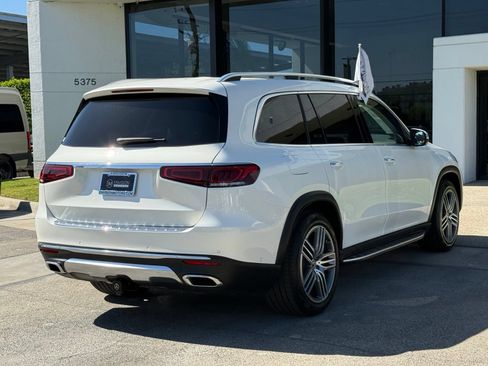 Used 2022 Mercedes-Benz GLS 450 4MATIC image 15