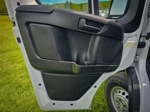 New 2026 RAM ProMaster 2500 w/ Convenience Group FWD image 10