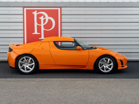 Used 2010 Tesla Roadster Sport RWD image 36