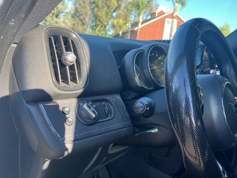 Used 2021 MINI Cooper Countryman image 12