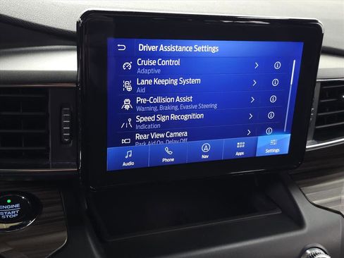 Used 2020 Ford Explorer Limited w/ Class III Trailer Tow Package image 25