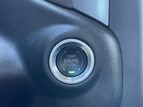 Used 2025 Chevrolet Silverado 3500 W/T image 20