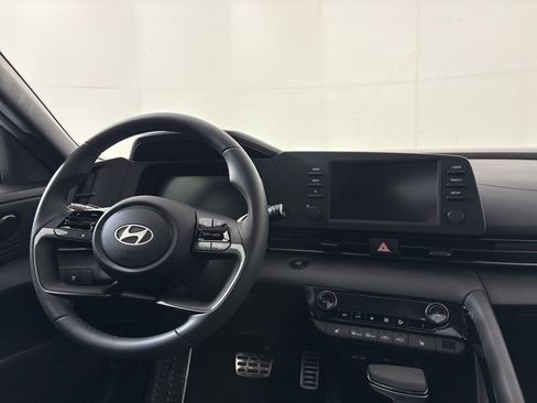 New 2026 Hyundai Elantra SEL Sport Premium FWD image 21
