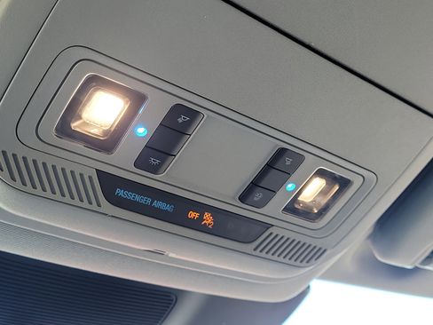 Used 2021 Ford Explorer XLT w/ Equipment Group 202A image 22