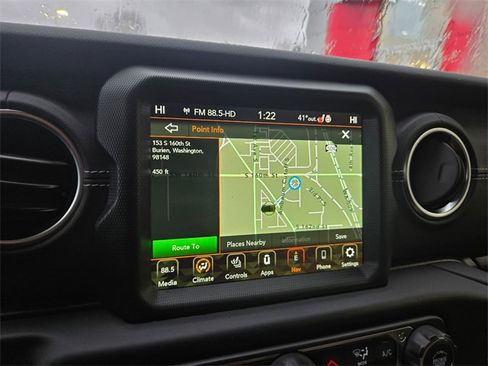 Used 2022 Jeep Wrangler Unlimited Sahara w/ Cold Weather Group image 26