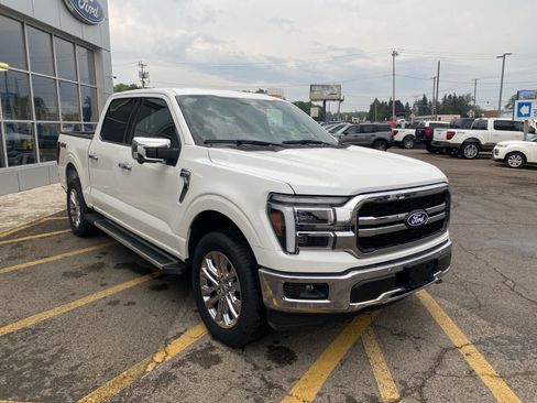 Used 2025 Ford F150 Lariat w/ Equipment Group 502A High AWD/4WD image 8