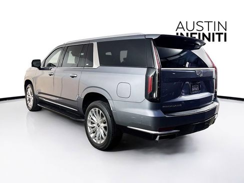 Used 2021 Cadillac Escalade ESV Premium Luxury image 5