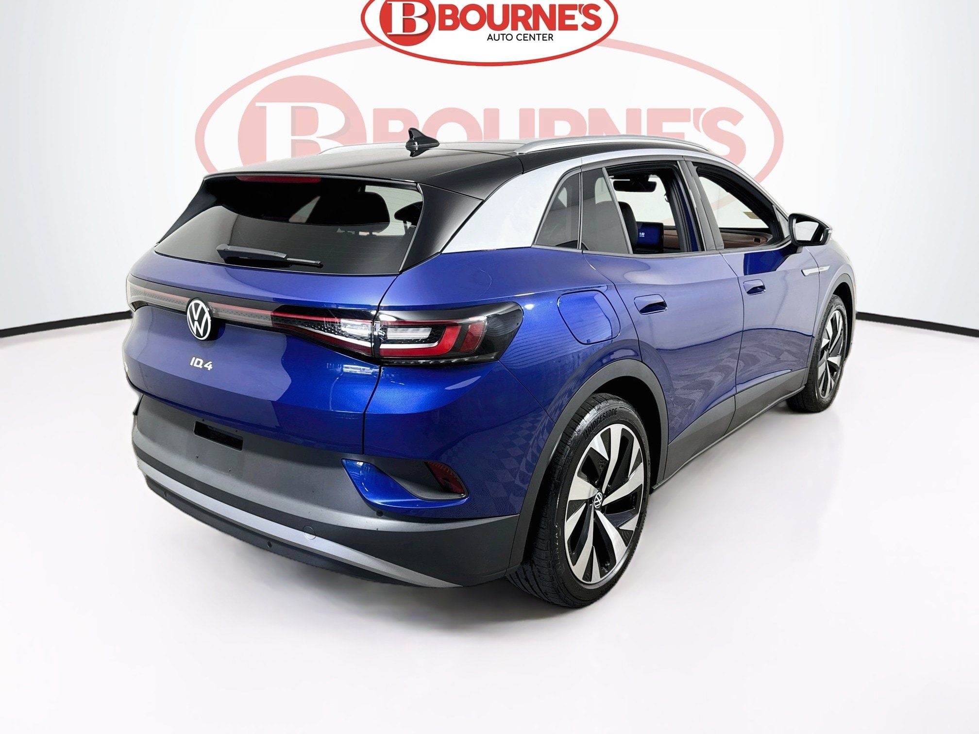 Used 2022 Volkswagen ID.4 Pro S w/ Gradient Package RWD image 11