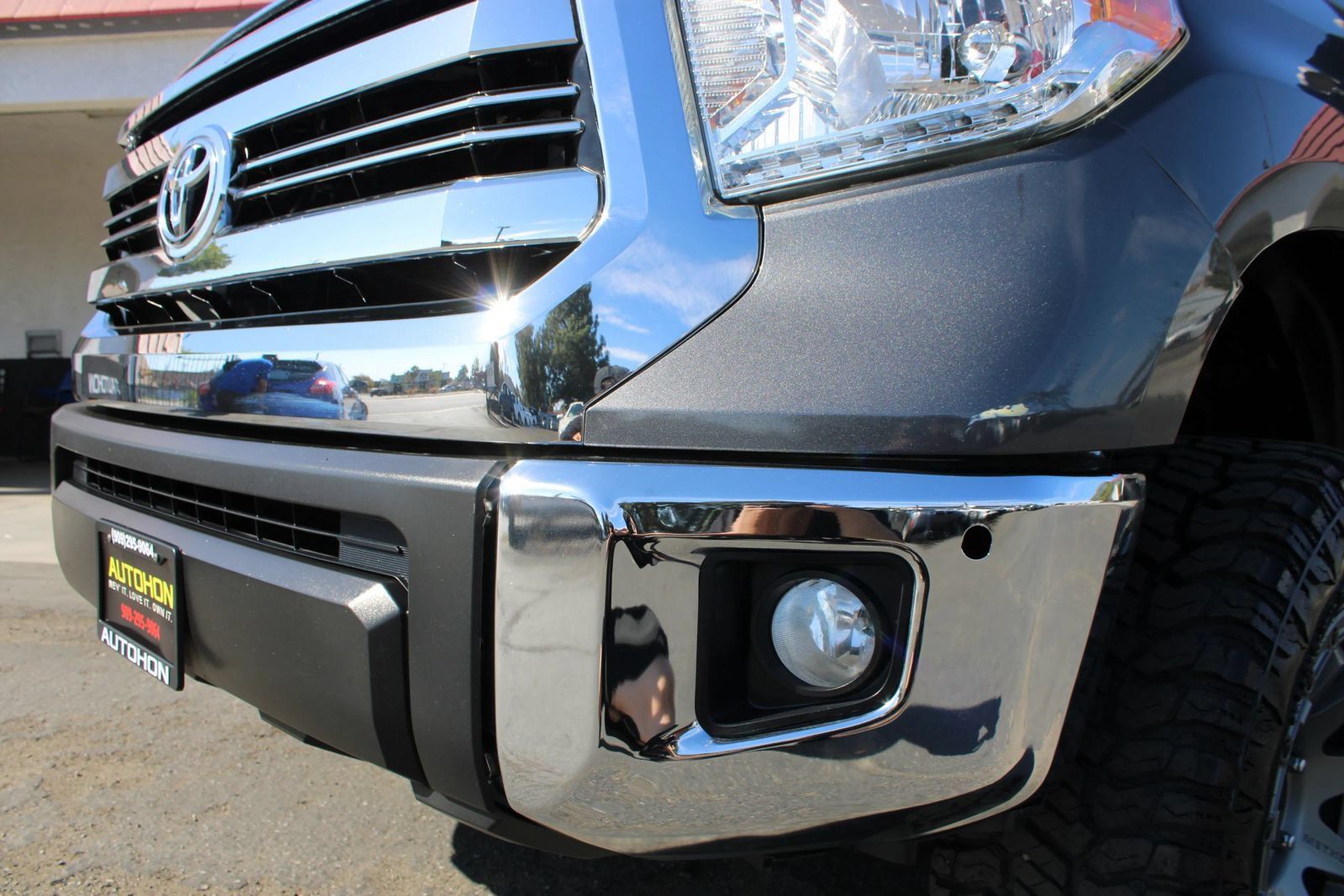 Used 2016 Toyota Tundra SR5 w/ SR5 Upgrade Package RWD image 4