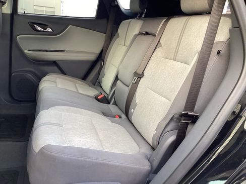 Used 2021 Chevrolet Blazer LT FWD image 15