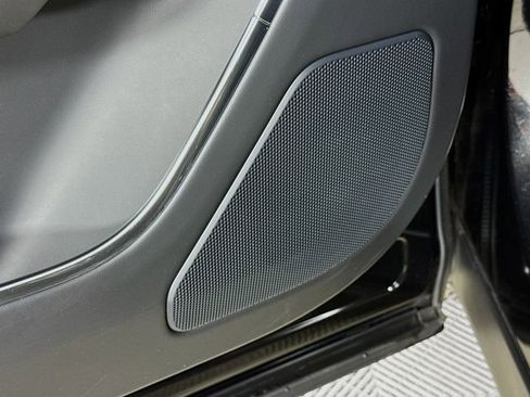 Certified 2024 Land Rover Range Rover Long Wheelbase SE image 21