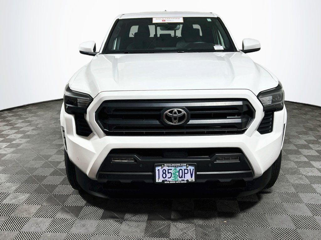 Certified 2025 Toyota Tacoma SR5 AWD/4WD image 2