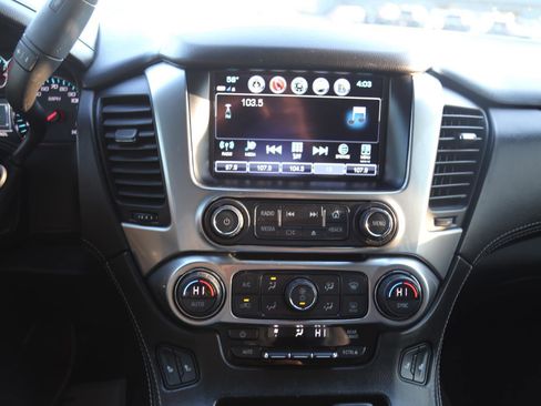 Used 2019 Chevrolet Tahoe LT image 11