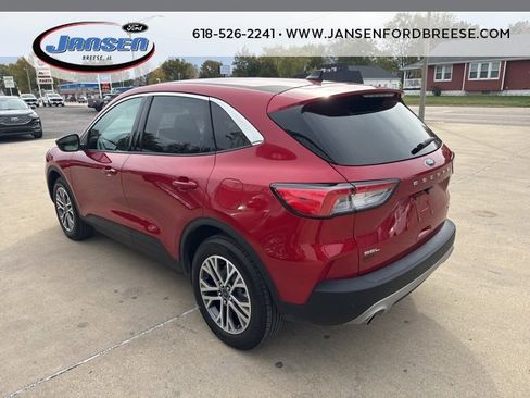 Used 2022 Ford Escape SEL image 4