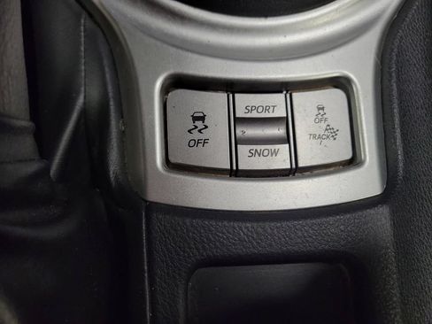 Used 2020 Toyota 86 RWD image 18