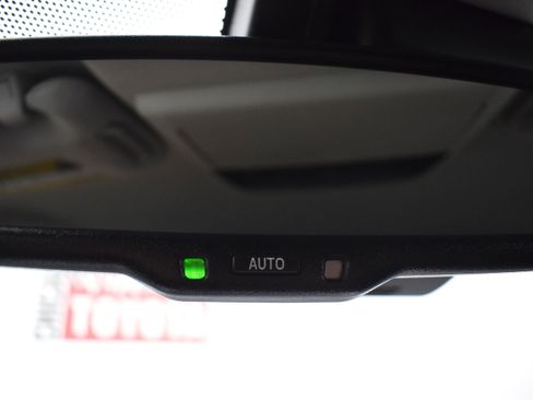 Used 2022 Toyota 4Runner SR5 RWD image 19