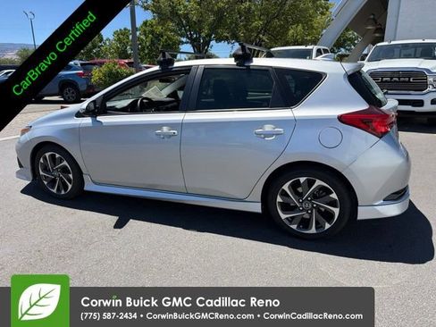 Used 2018 Toyota Corolla iM w/ Carpet Mat Package (TMS) FWD image 8