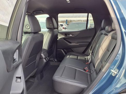 New 2026 Chevrolet Equinox LT w/ Convenience Package II image 9