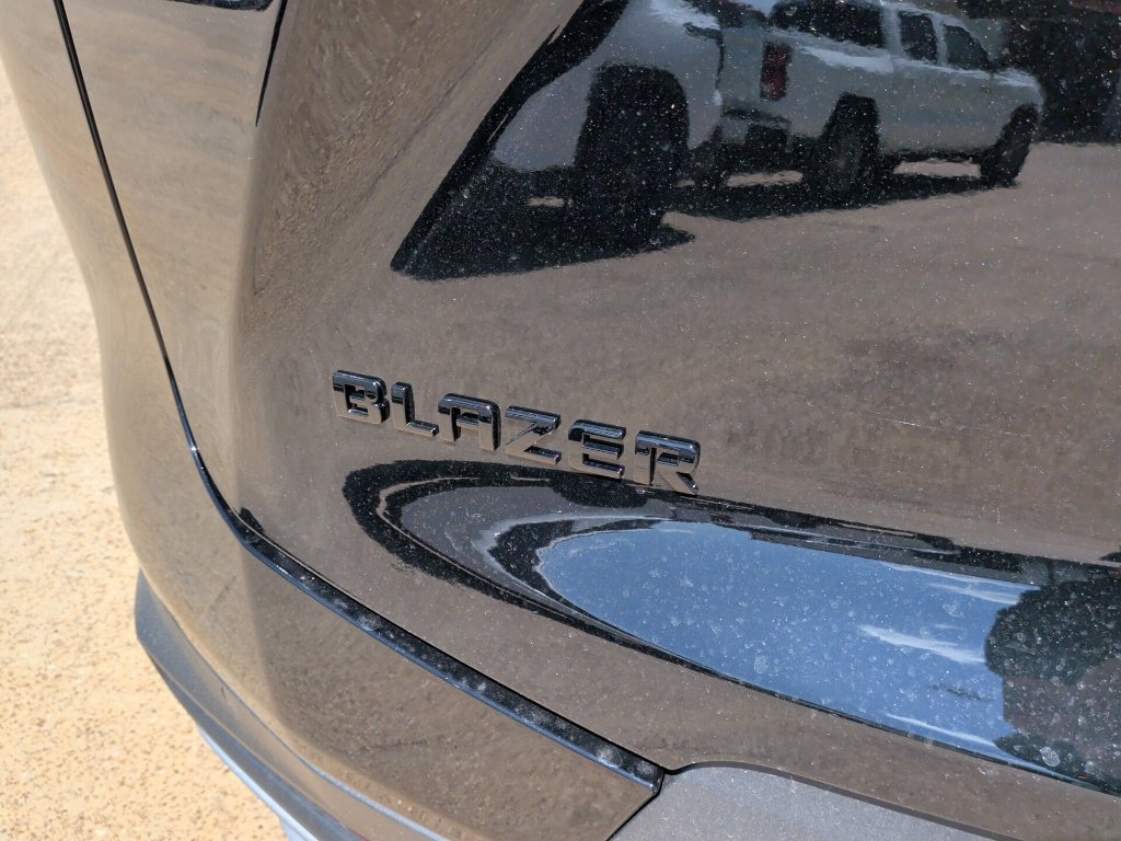 New 2026 Chevrolet Blazer LT w/ Convenience Package FWD image 38